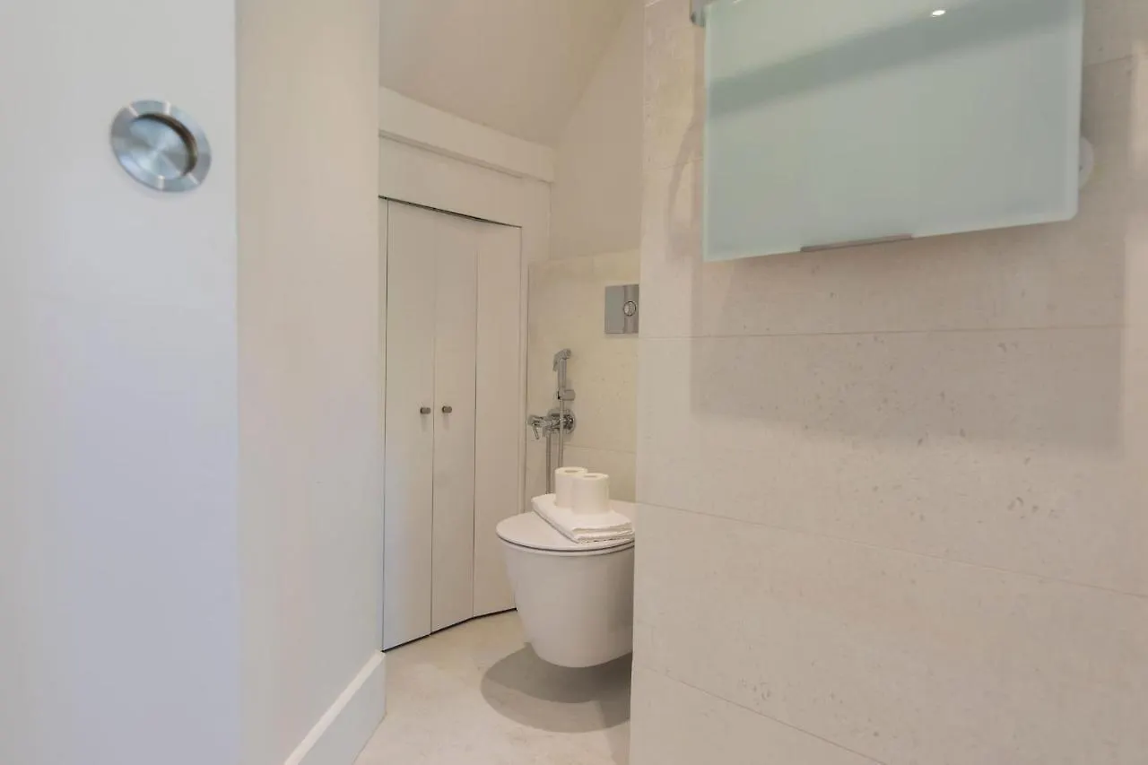Apartment Lovelystay - Principe Real: Modern And Comfort! Lisboa