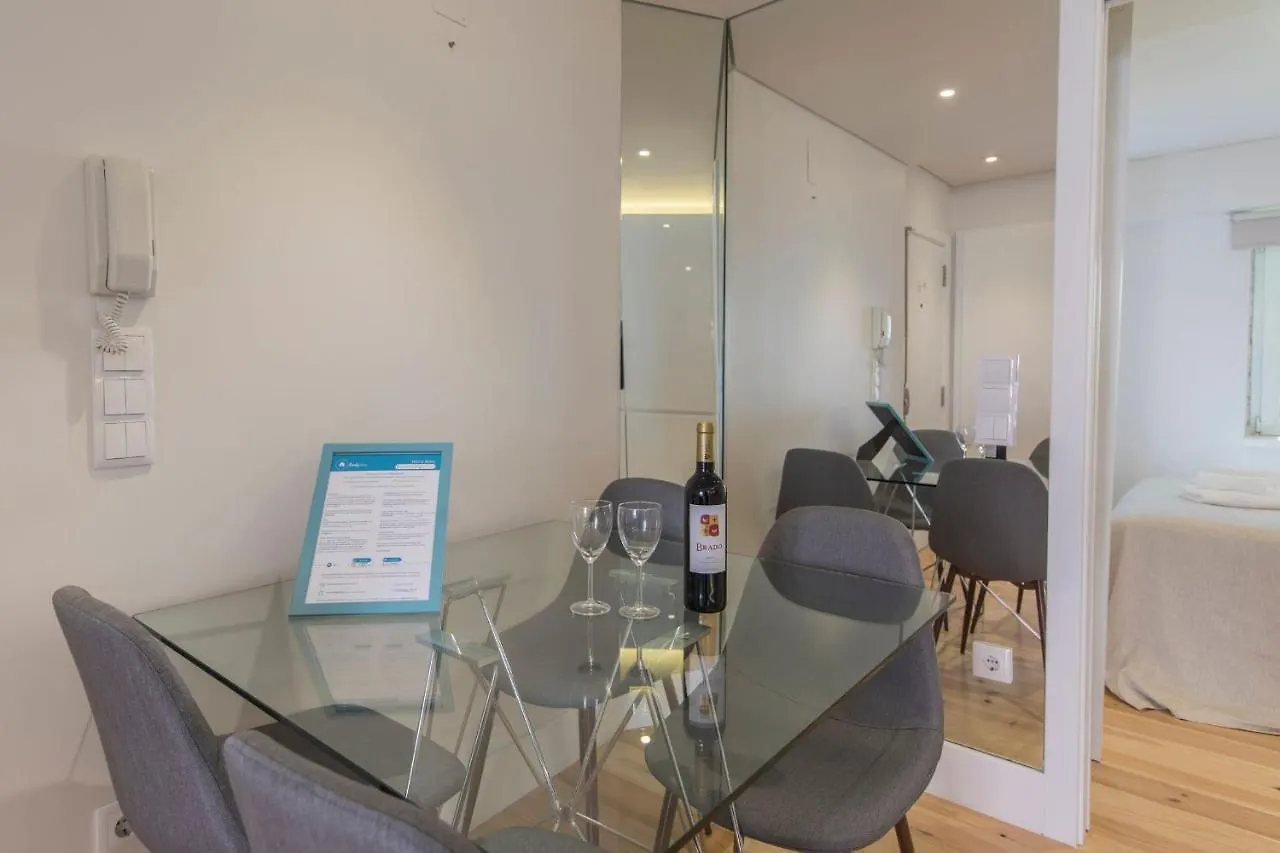 Apartment Lovelystay - Principe Real: Modern And Comfort! Lisboa Portugal