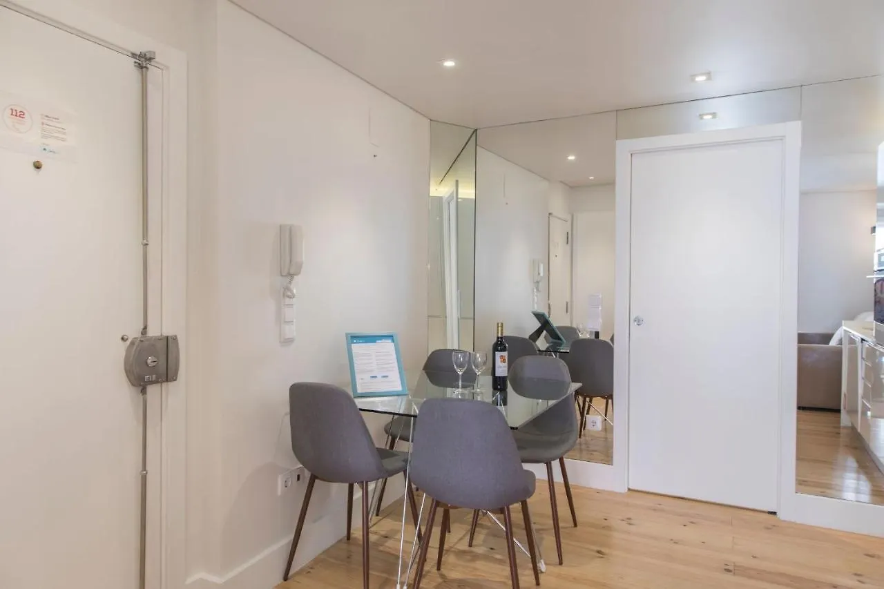 Lovelystay - Principe Real: Modern And Comfort! Lisboa Lissabon