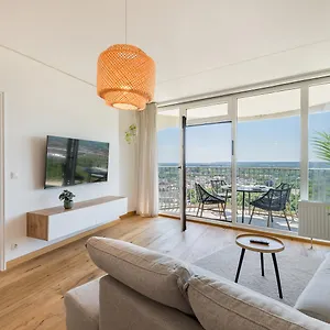  Apartment Butler Skyline Netflix Deutschland